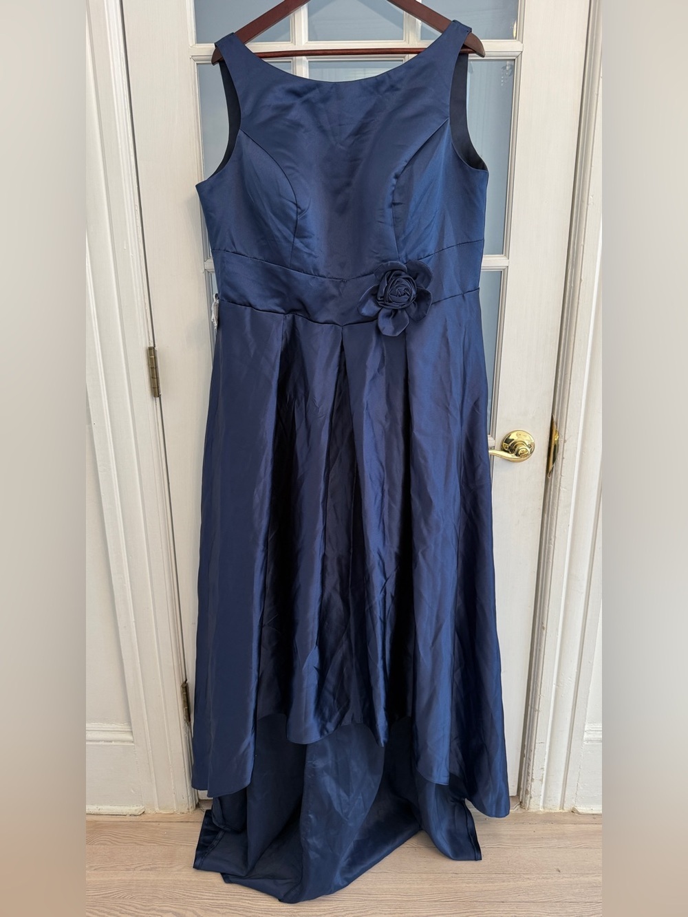 MISS VEIL Women's Navy Blue Satin Sleeveless Flower Waist High Low Formal Dress